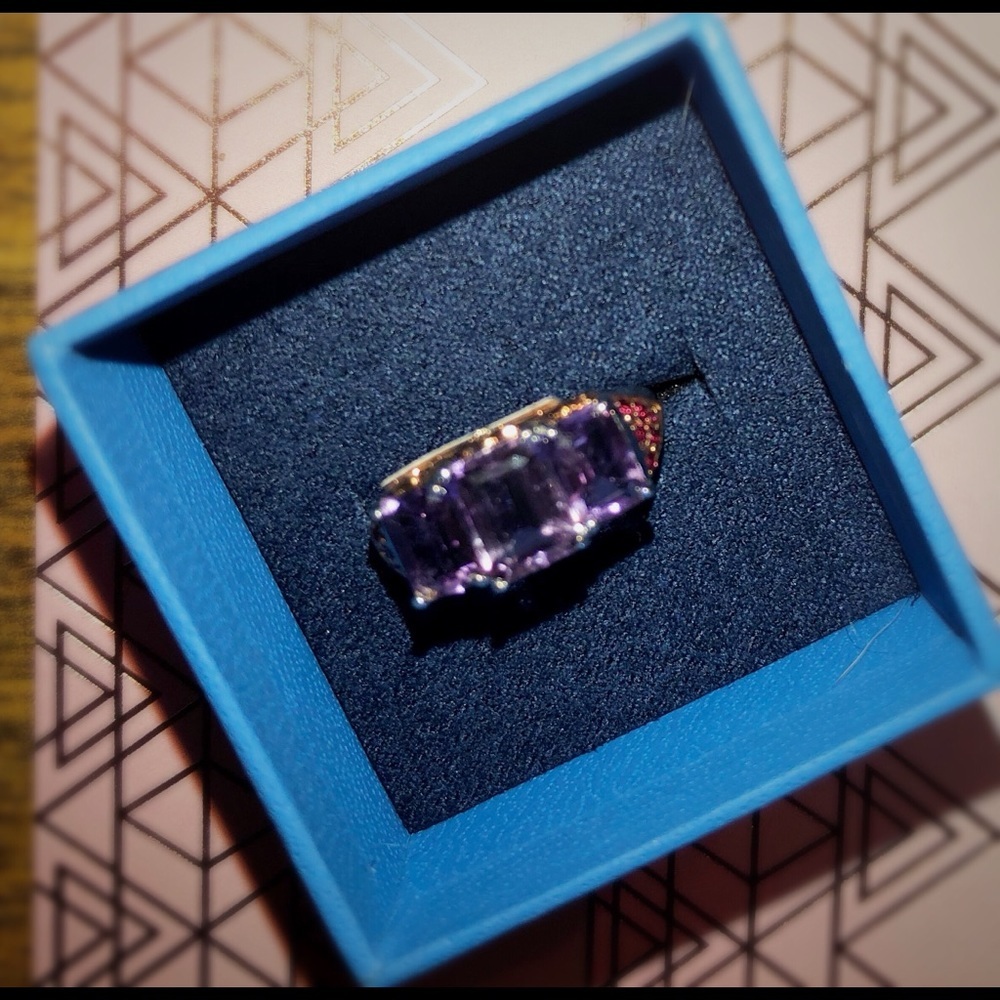 NEW in BOX 🆕 Amethyst Sterling Ring Trilogy Ring - Picture 6 of 10